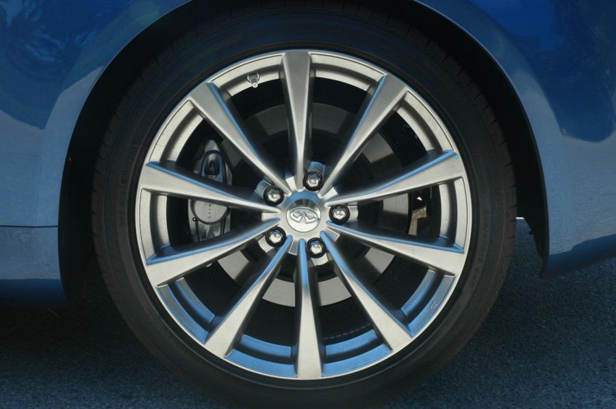  Infiniti G37 Coupe 2007 года  (фото 5 из 74)